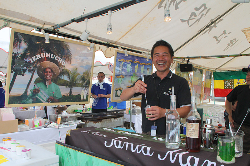 伊江島海神祭2013年 イエラムカフェ